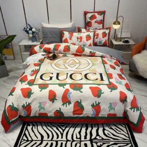 Gucci Logo Brand Bedding Set Home Decor Luxury Bedroom Bedspread