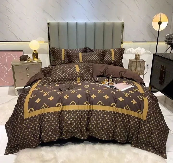 Louis Vuitton Logo Brand Bedding Set Bedspread Bedroom Luxury Home Decor