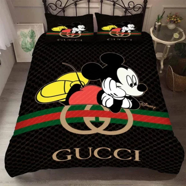 Gucci Mickey Mouse Disneys Logo Brand Bedding Set Luxury Home Decor Bedspread Bedroom