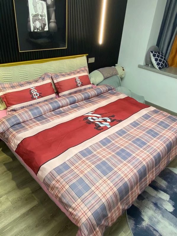 Burberry Logo Brand Bedding Set Bedroom Bedspread Luxury Home Decor