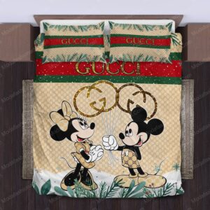 Gucci Couple Disney Mickey Logo Brand Bedding Set Luxury Home Decor Bedroom Bedspread