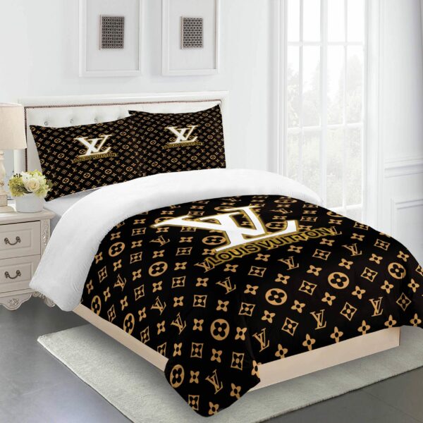 Golden White Full Louis Vuitton Logo Brand Bedding Set Bedspread Luxury Bedroom Home Decor