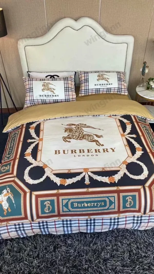 Burberry Logo Brand Bedding Set Luxury Bedspread Home Decor Bedroom