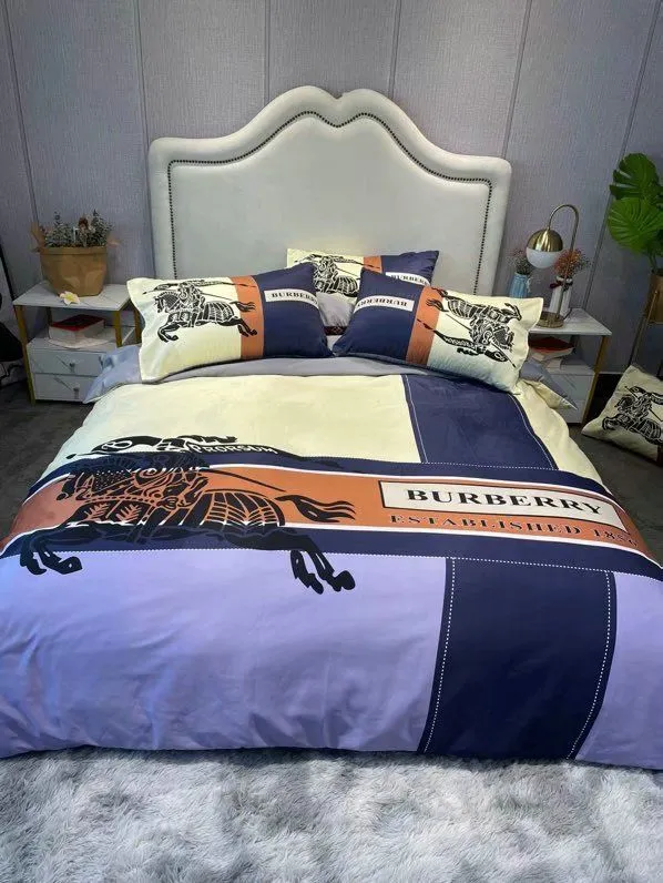 Burberry Logo Brand Bedding Set Home Decor Luxury Bedspread Bedroom