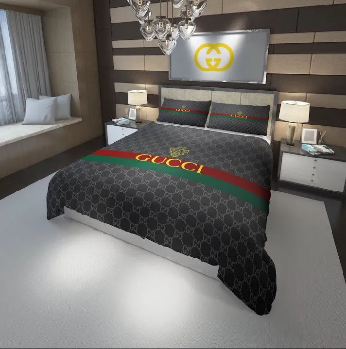 Gucci Logo Brand Bedding Set Bedspread Luxury Home Decor Bedroom