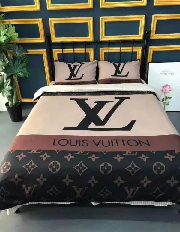 Louis Vuitton Logo Brand Bedding Set Bedroom Bedspread Home Decor Luxury