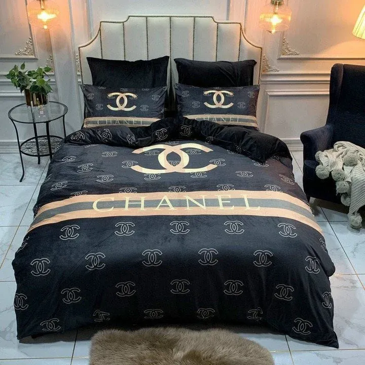 Chanel Italian Custom Logo Brand Bedding Set Luxury Bedspread Bedroom Home Decor