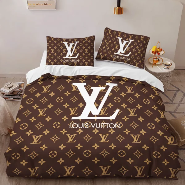 Louis Vuitton Monogram Louis Vuitton Logo Brand Bedding Set Bedroom Home Decor Bedspread Luxury