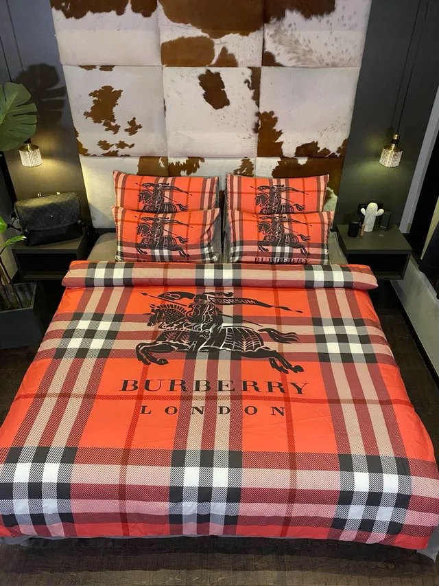 Burberry Orange Logo Brand Bedding Set Home Decor Bedroom Bedspread Luxury