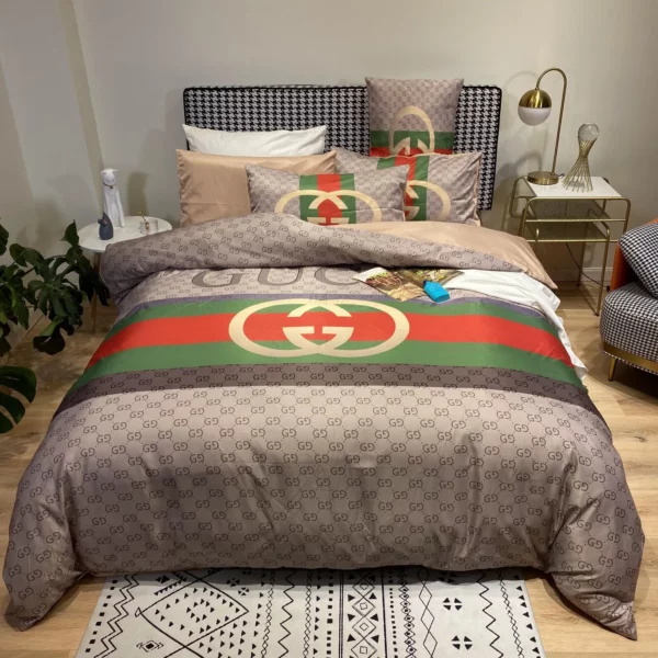 Gucci Logo Brand Bedding Set Home Decor Bedroom Bedspread Luxury